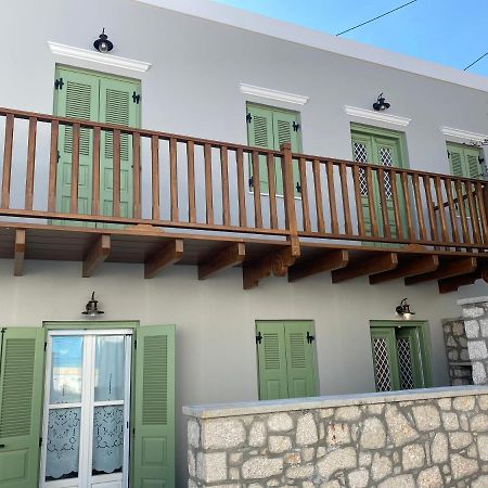 Luca'S Houses Chalki Town 외부 사진