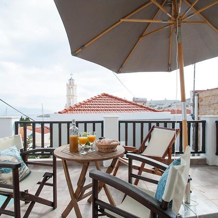 Luca'S Houses Chalki Town 외부 사진