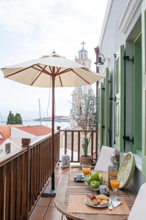 Luca'S Houses Chalki Town 외부 사진